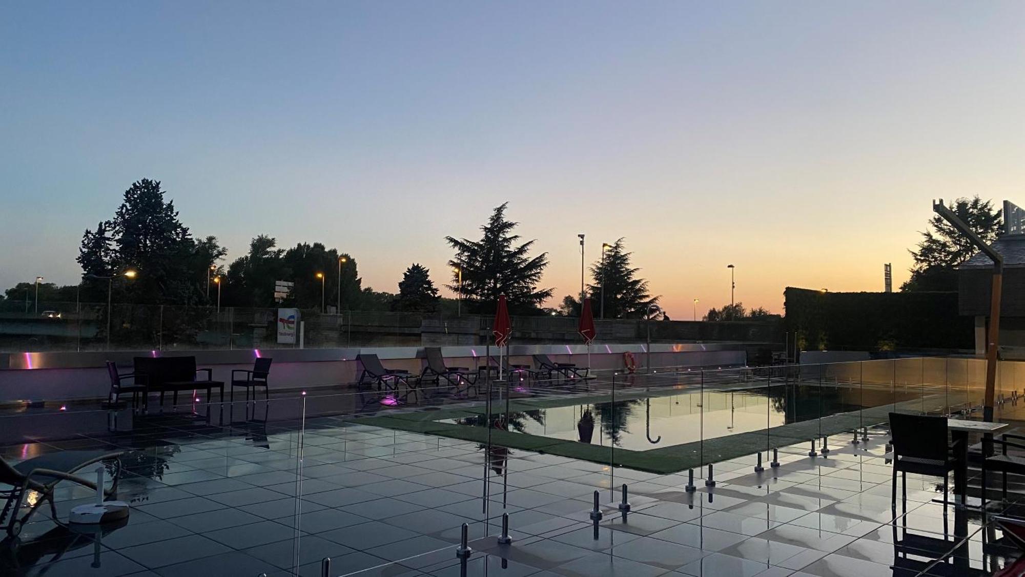 Mercure Orleans Centre Bords De Loire Exteriör bild