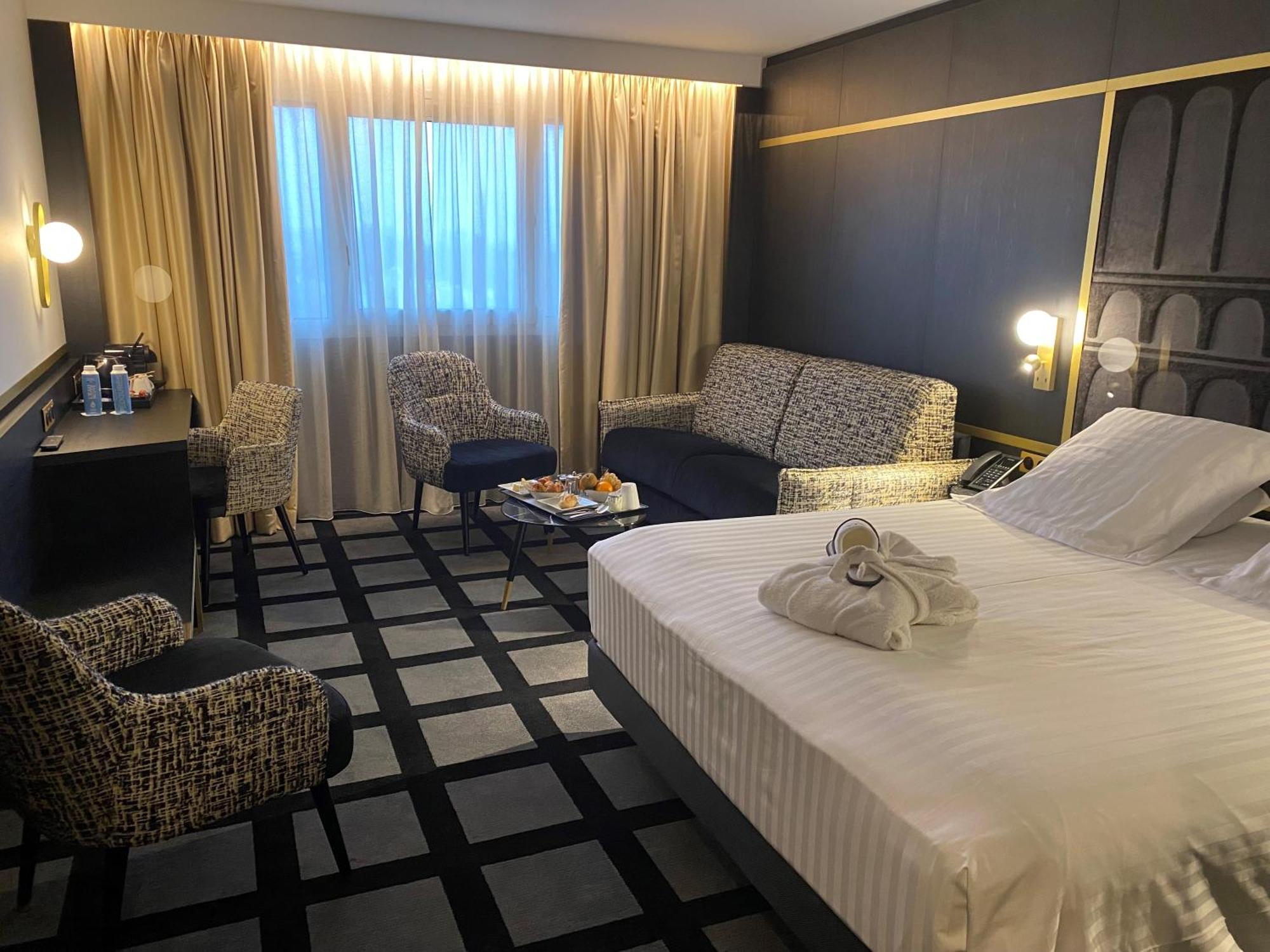 Mercure Orleans Centre Bords De Loire Exteriör bild