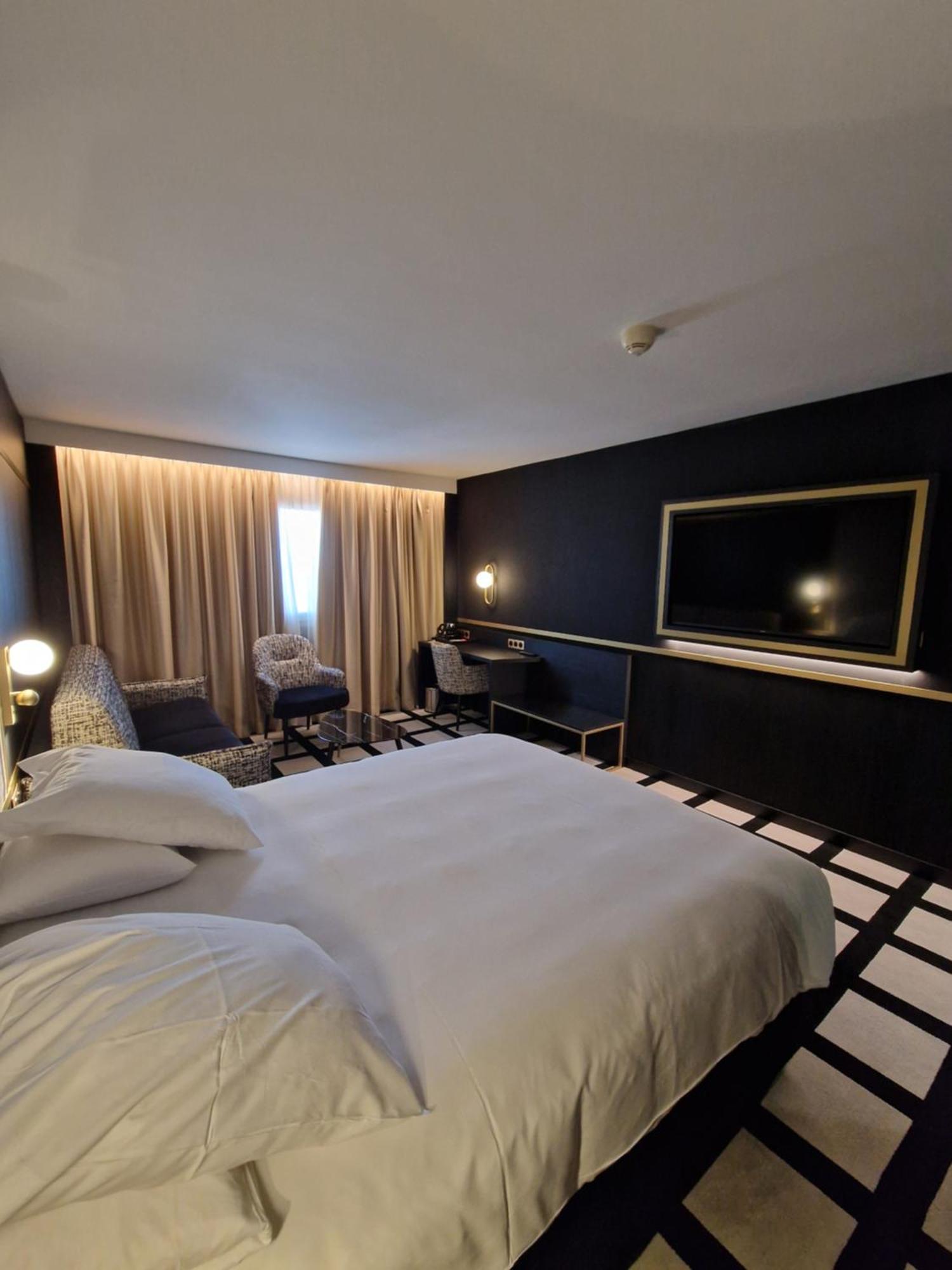 Mercure Orleans Centre Bords De Loire Exteriör bild